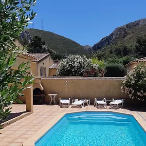 Privée Avec Piscine Bed & Breakfast Marsiglia