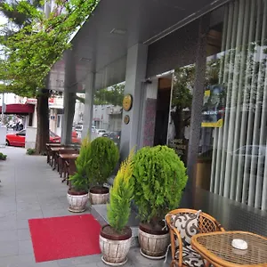 Mini Hotel Smirne