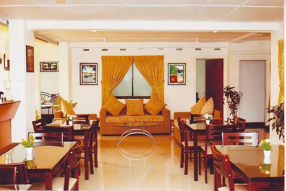 Konukevi Charlton Kandy City Rest